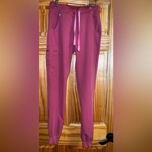 Figs scrub pants. Size small tall. Color rose quartz. Joggers